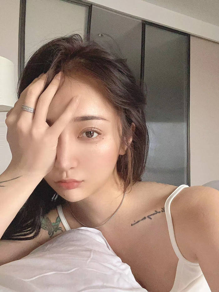 伦敦外围女大学生