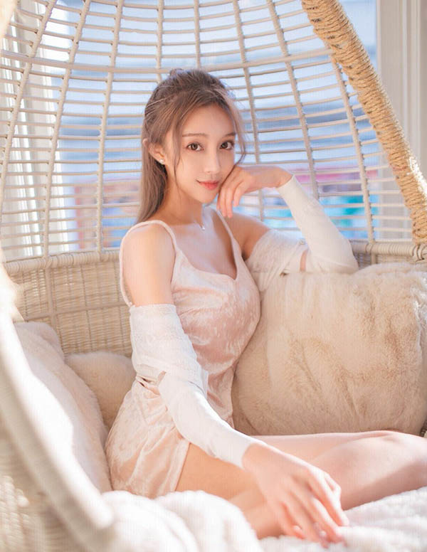 巴黎伴游模特价格